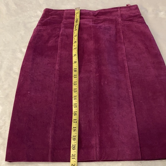 Vintage 1980's Wilson Leather Fuchsia Suede Pencil Skirt - Picture 11 of 11